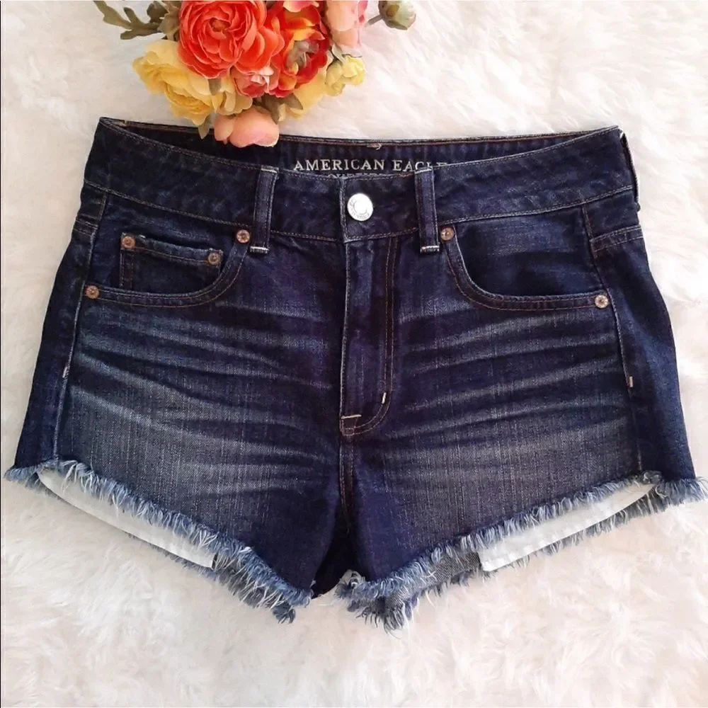 EUC WOMEN’S SIZE 4 AMERICAN EAGLE VINTAGE HI-RISE FESTIVAL STRETCH SHORTS